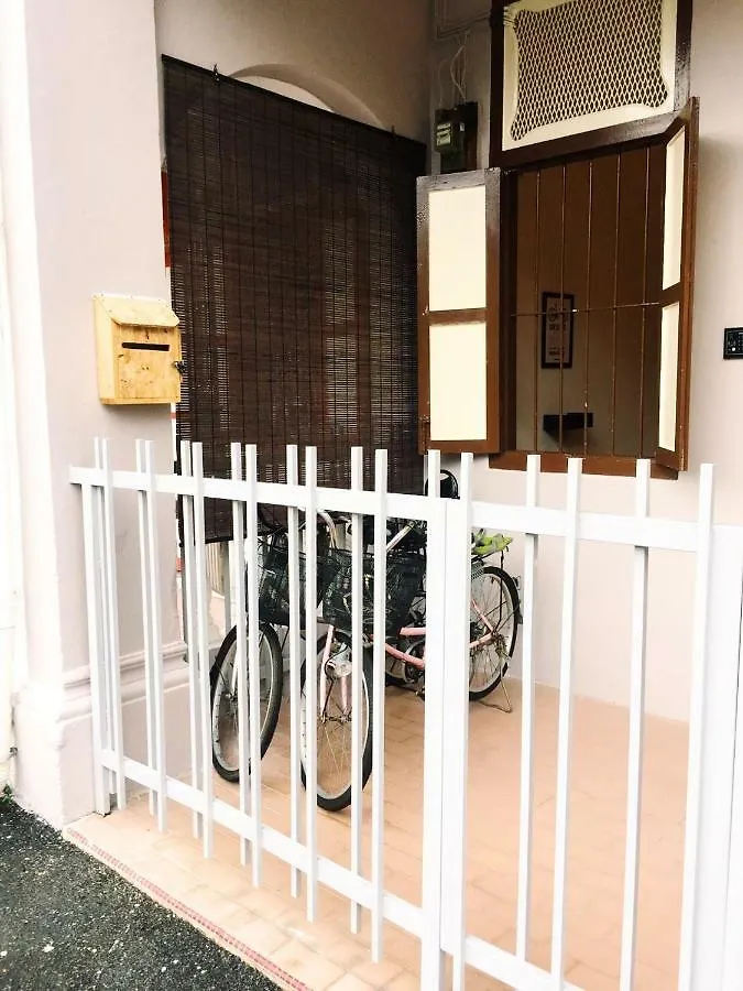 Lavender Green Home Malacca Pensión